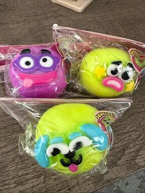 Orb Smushers Squishy Toy 2 Green & 1 Purple Squeezy Bundle Set Lot 3 Viral Rare